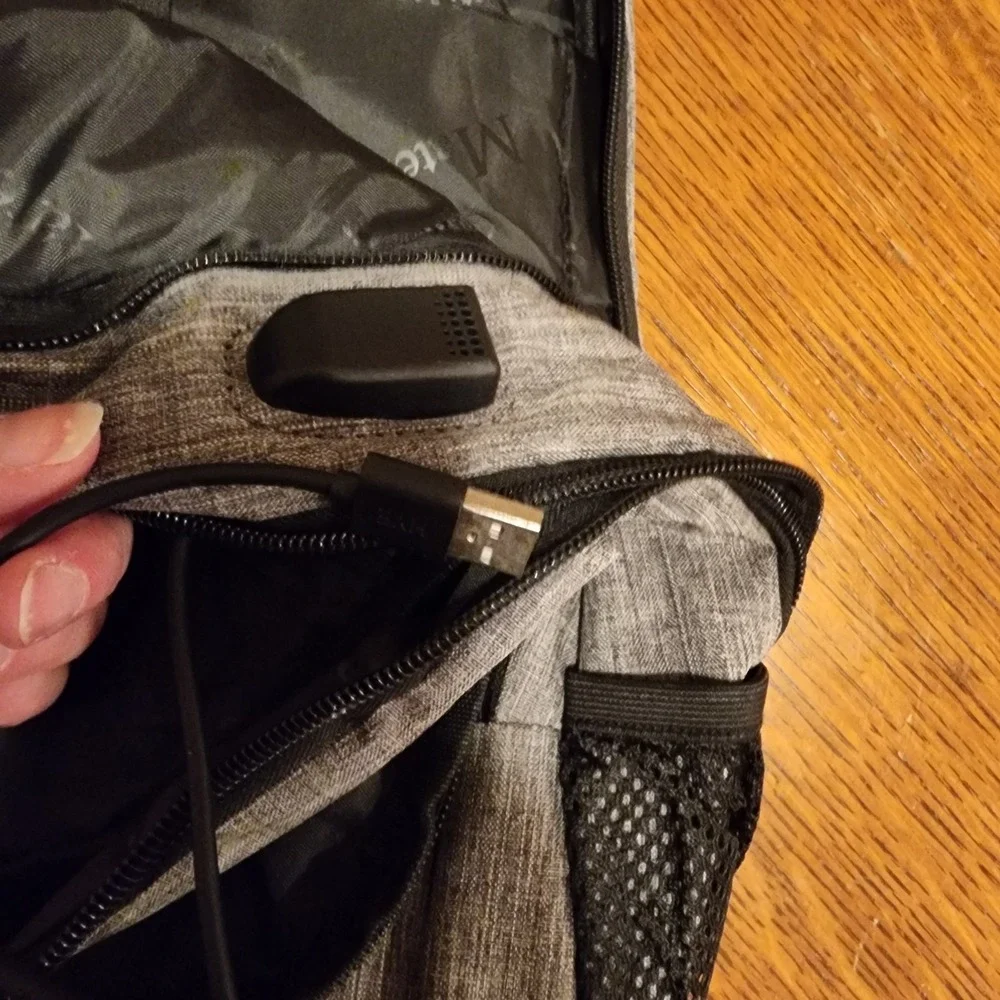 MATEIN Grey Anti Theft Slim Travel Laptop Backpack With USB Charging‎ Port